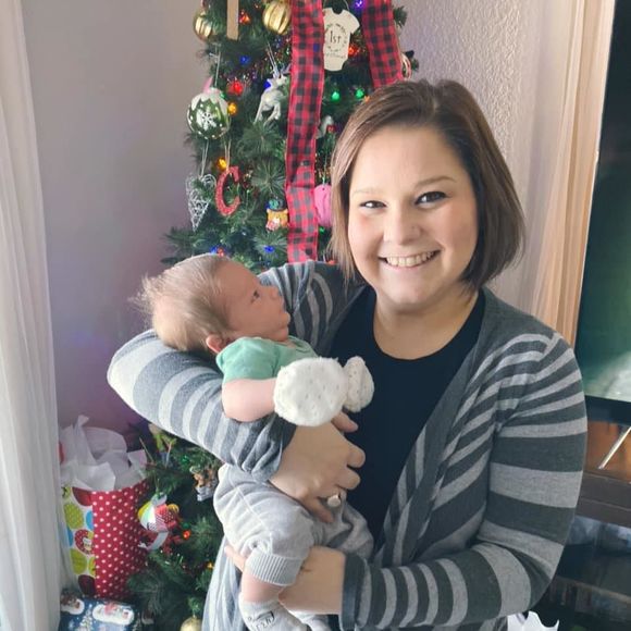 Meet your Posher, Jessica - Picture 1 of 1